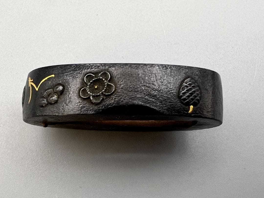 【海】江戸明治期　日本刀装具　花図　梅　松　金象嵌　縁頭　４点　骨董品　美術品