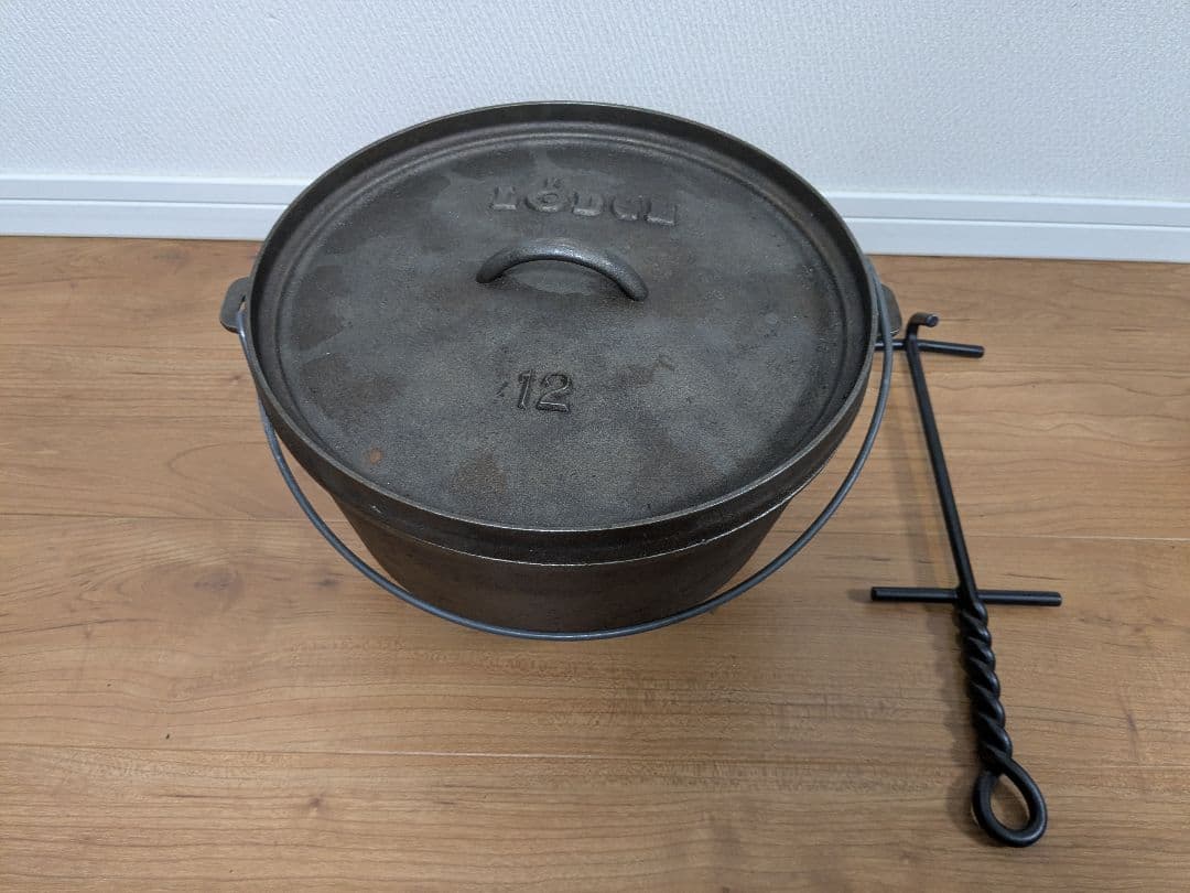 LODGE（ロッジ）　キャンプオーヴン　12インチDEEP　ダッチオーブン
