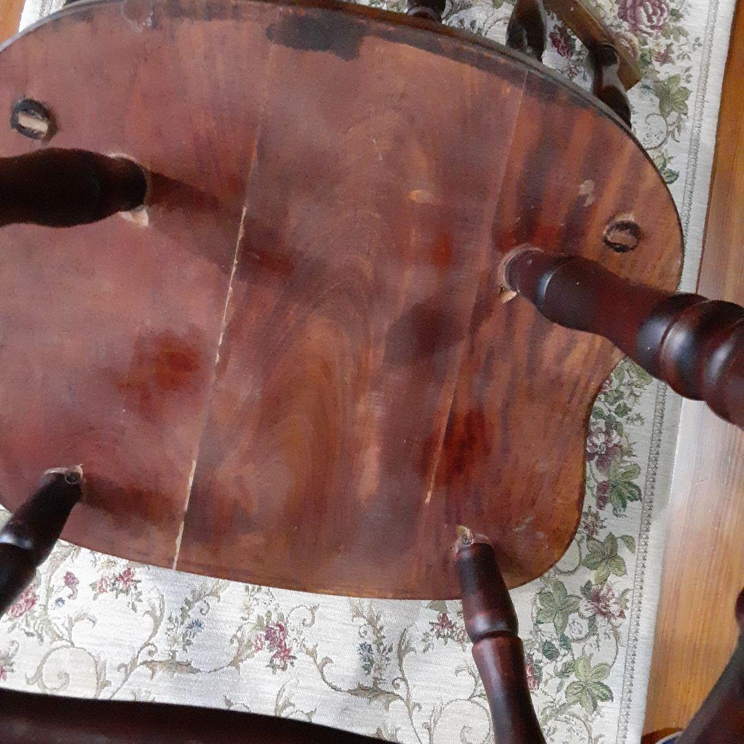 ダークブラウン スピンドルバック椅子 2脚