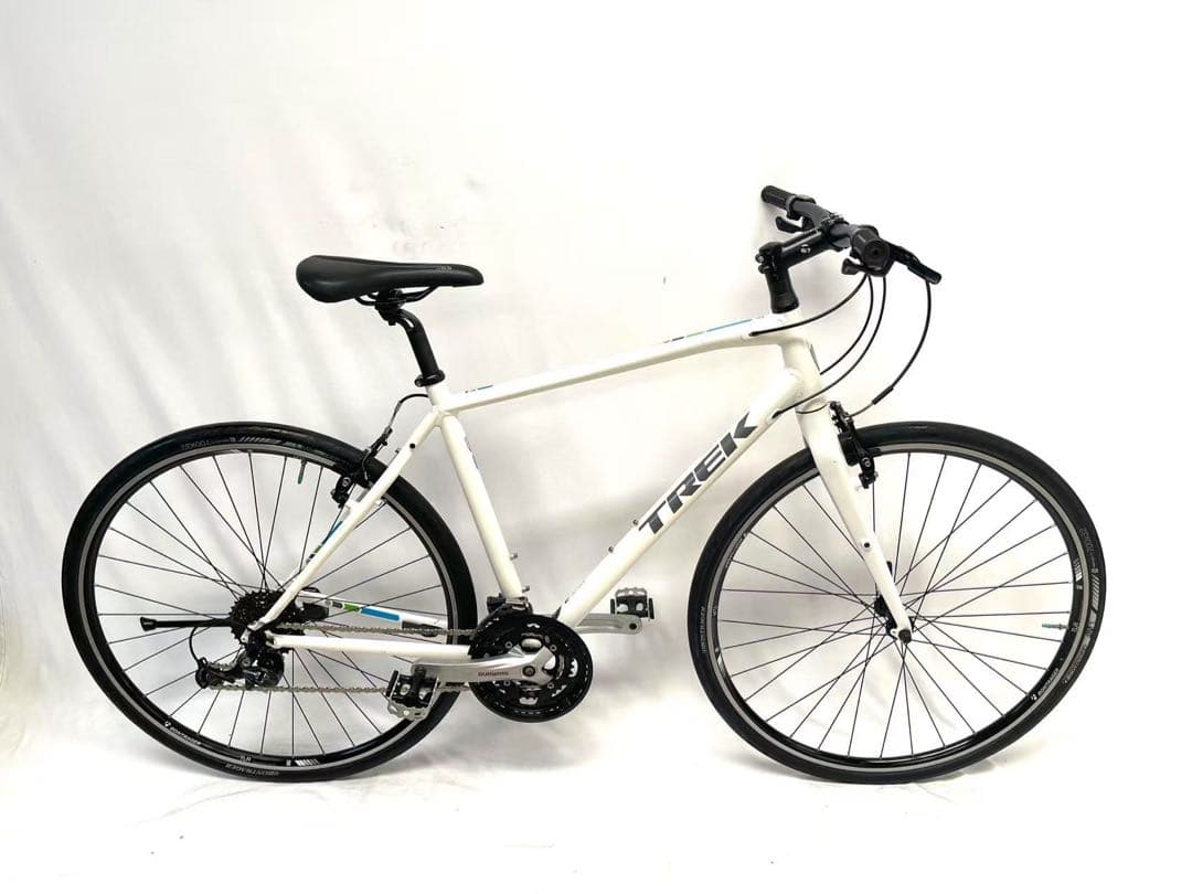 【即乘】送料無料トレック TREK クロスバイク FX7.4 10.8キロ27速