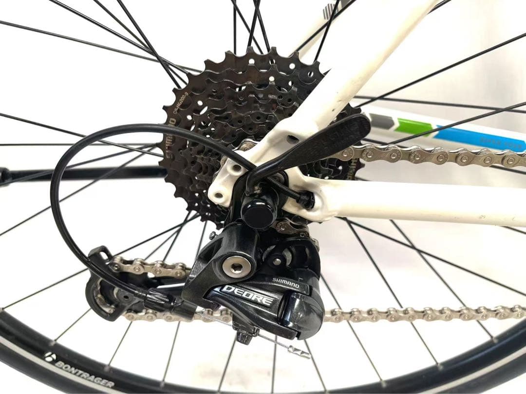 【即乘】送料無料トレック TREK クロスバイク FX7.4 10.8キロ27速