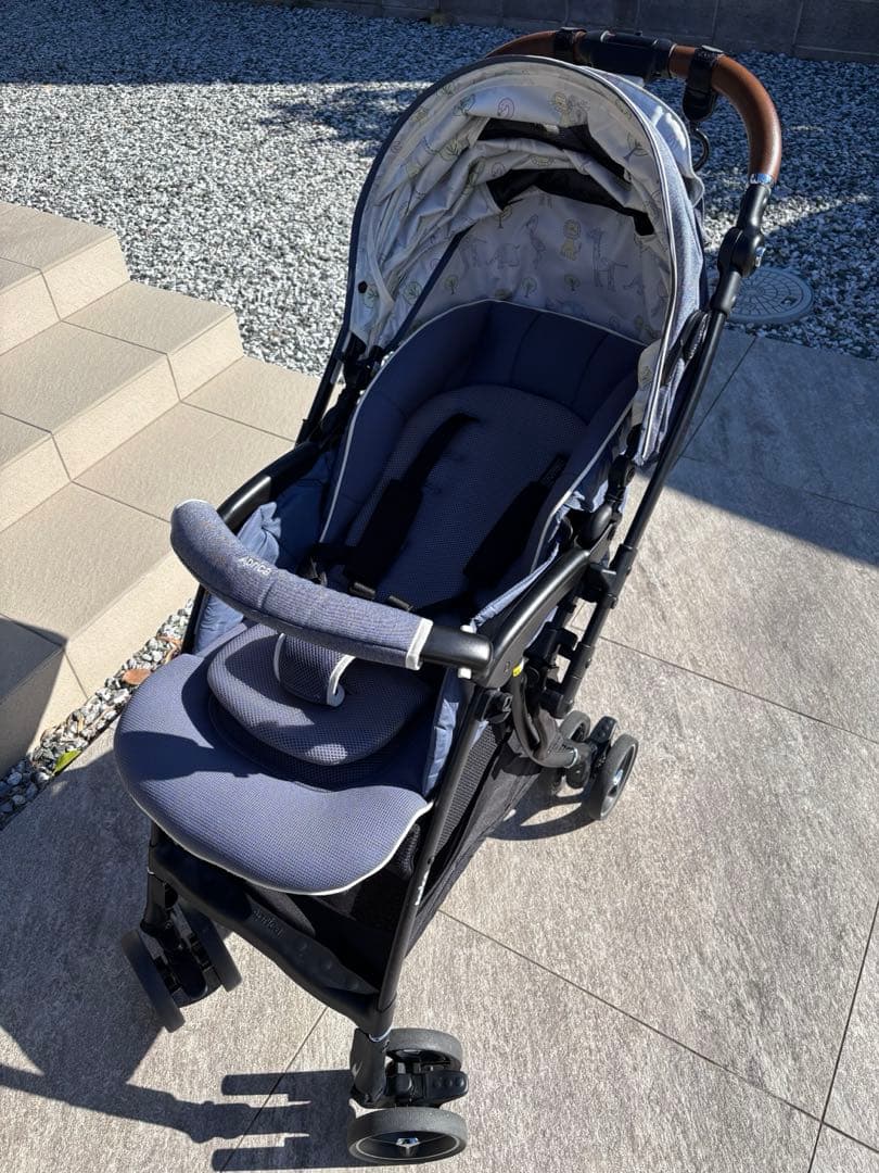 【美品】アップリカ　ラクーナビッテクッション