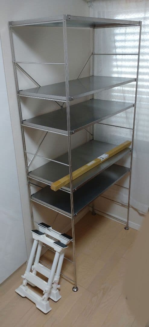 無印良品ステンレスユニットシェルフ　ワイド大、ワードローブバー＋転倒防止突っ張り