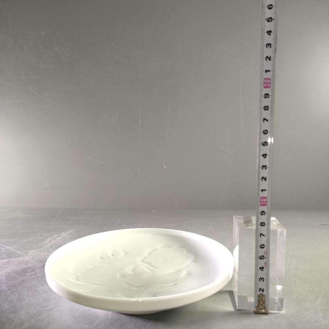 A1184-5/宮川喜吉 造/白磁彫花紋皿6客/共箱/飾皿/膾皿/懐石道具/