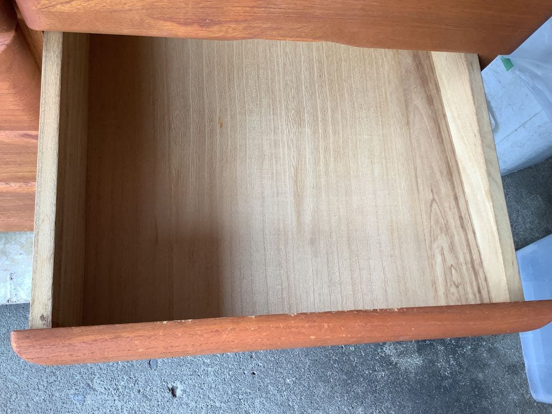 昭和レトロな木製チェスト 4段8杯 ローチェスト KYOWA（★）