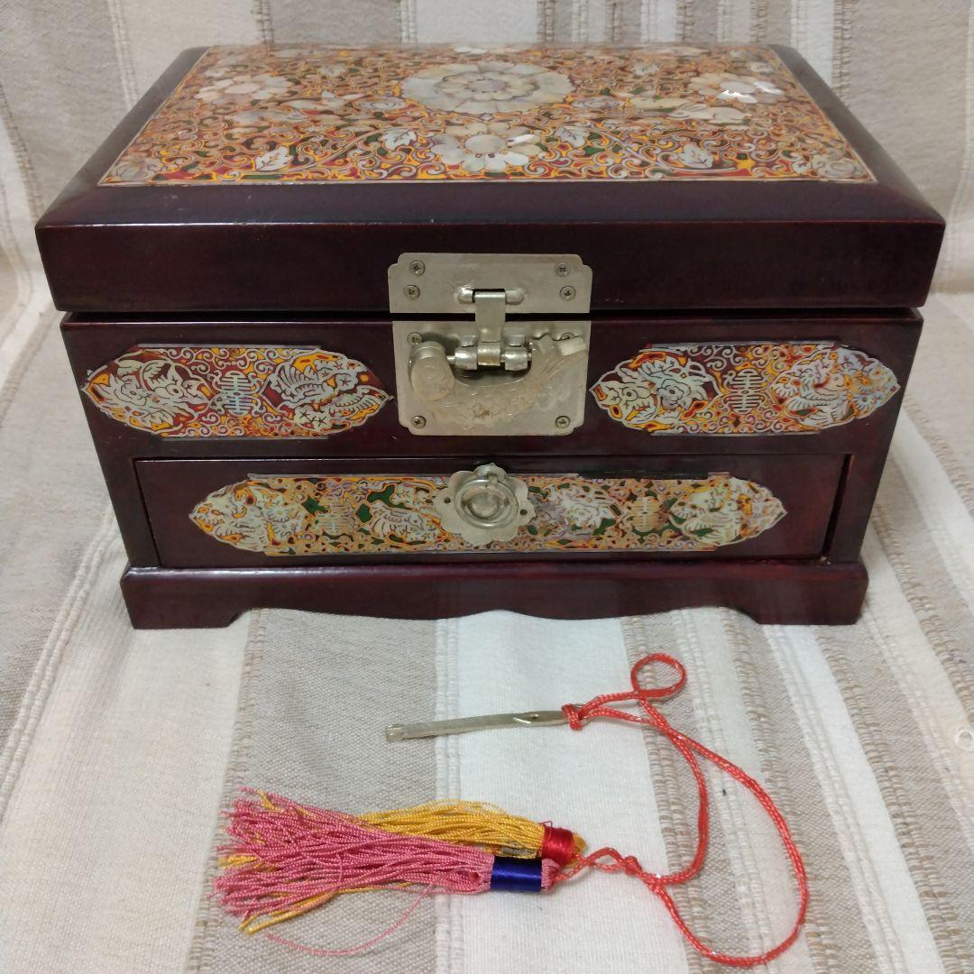 (アンティーク)貝殻装飾のジュエリーボックス