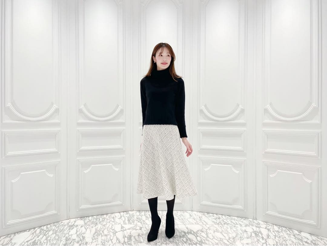 未使用級 23AW エムプルミエブラック ループチェックツイードフレアスカート