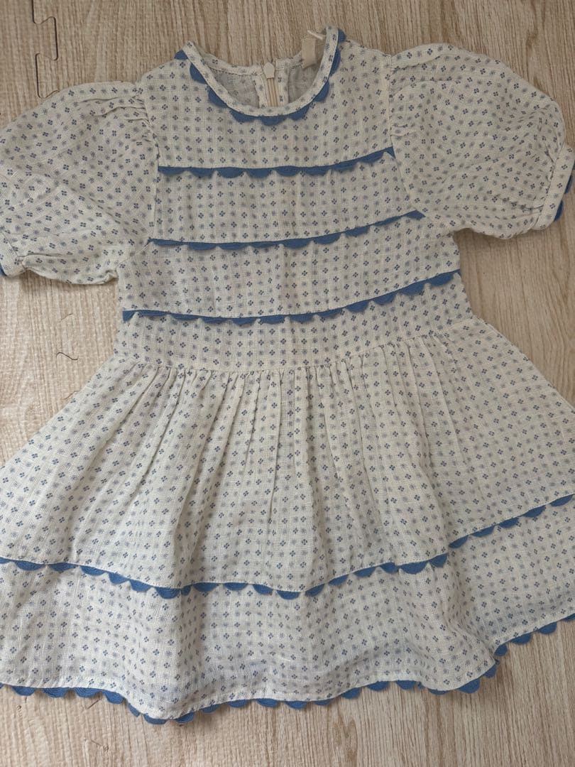 apolina ワンピース