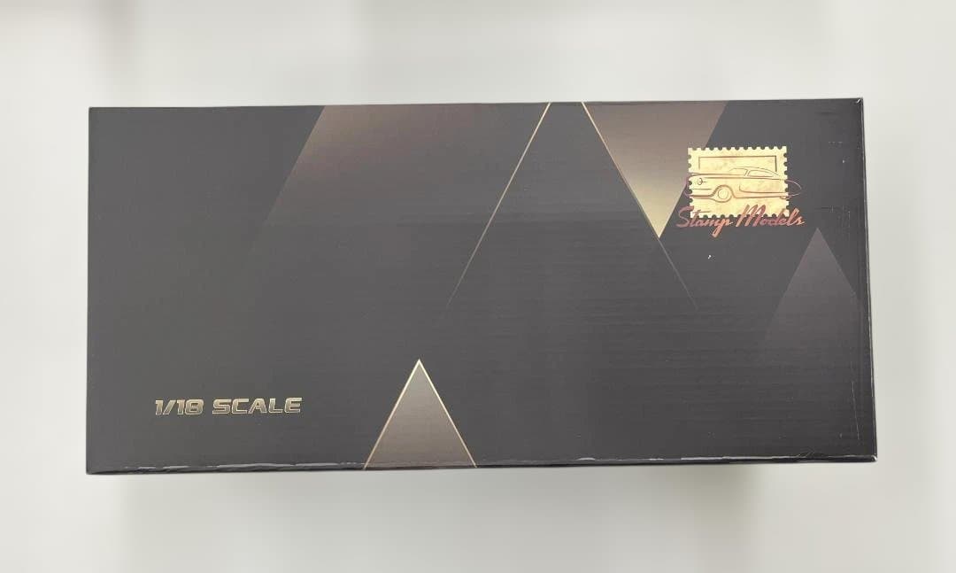 ベ*️様 1976 Cadillac Eldorado 1/18スケールモデル