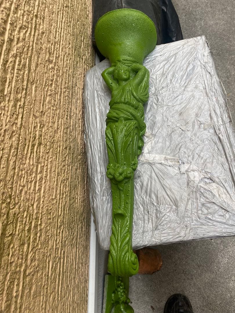 緑色 女性像装飾 インテリア小物コンクリート製