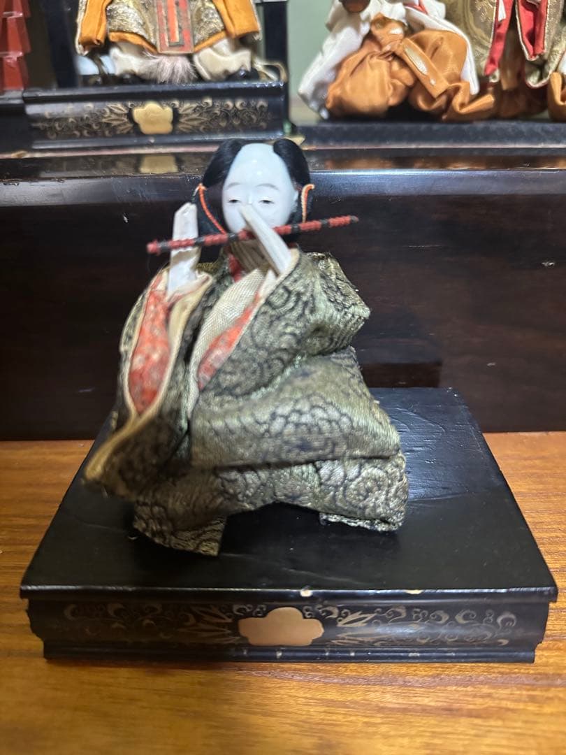 雛人形セット 伝統的な雛祭り　御殿付き お道具付き