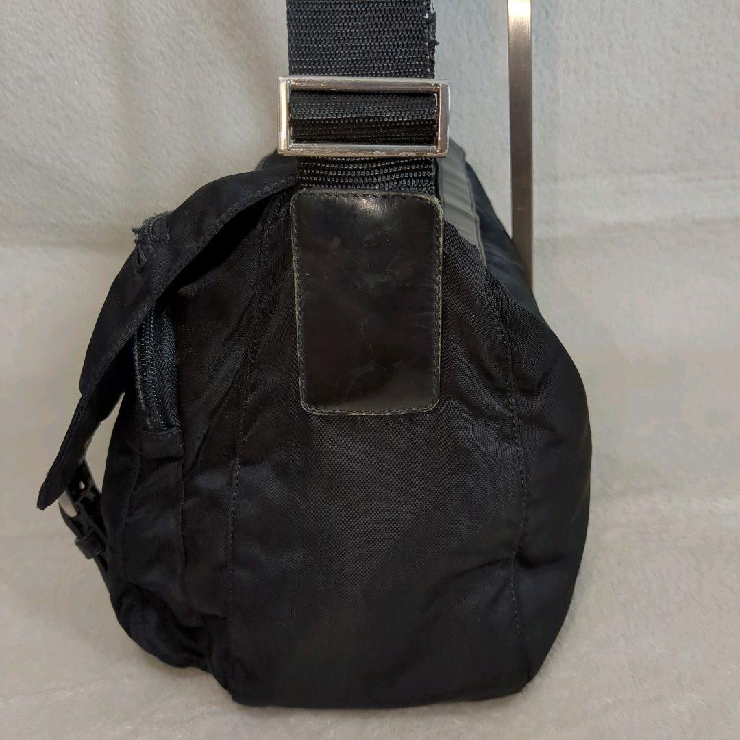 PRADA メッセンジャーバッグ ブラック 三角ロゴ レザー テスートナイロン