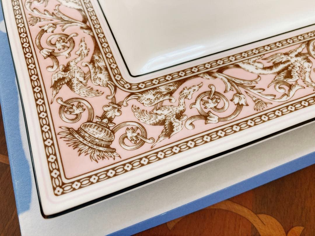 ウェッジウッド　フロレンティーン　ピンク　スクエアプレート　角皿