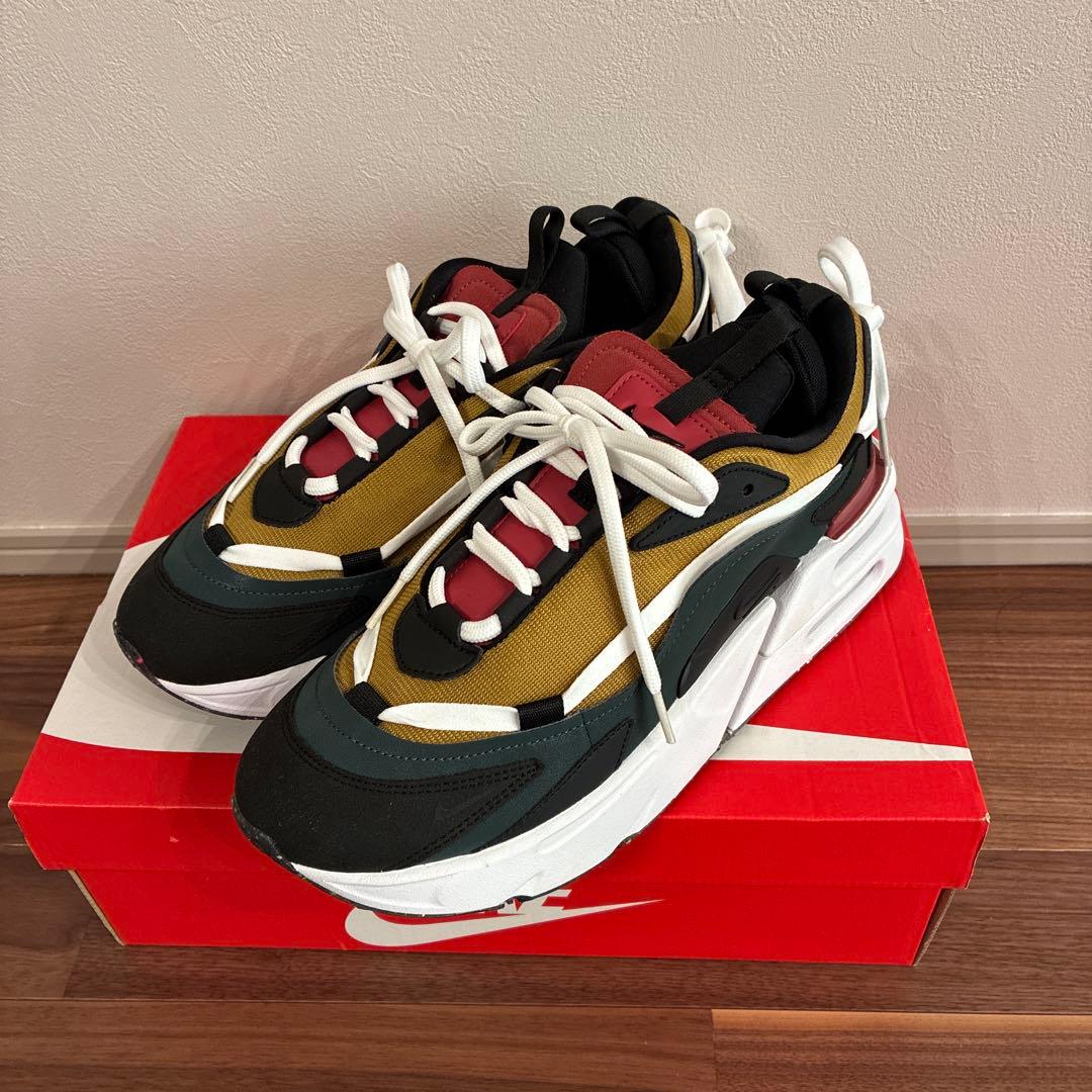 【新品・未使用】NIKE AIRMAX FURYOSAフュリオサ　サイズ27cm