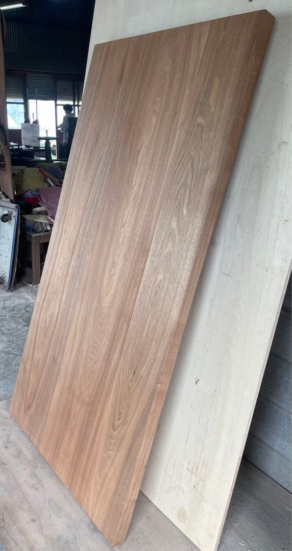 クルミ無垢板テーブル天板　オイル仕上げ