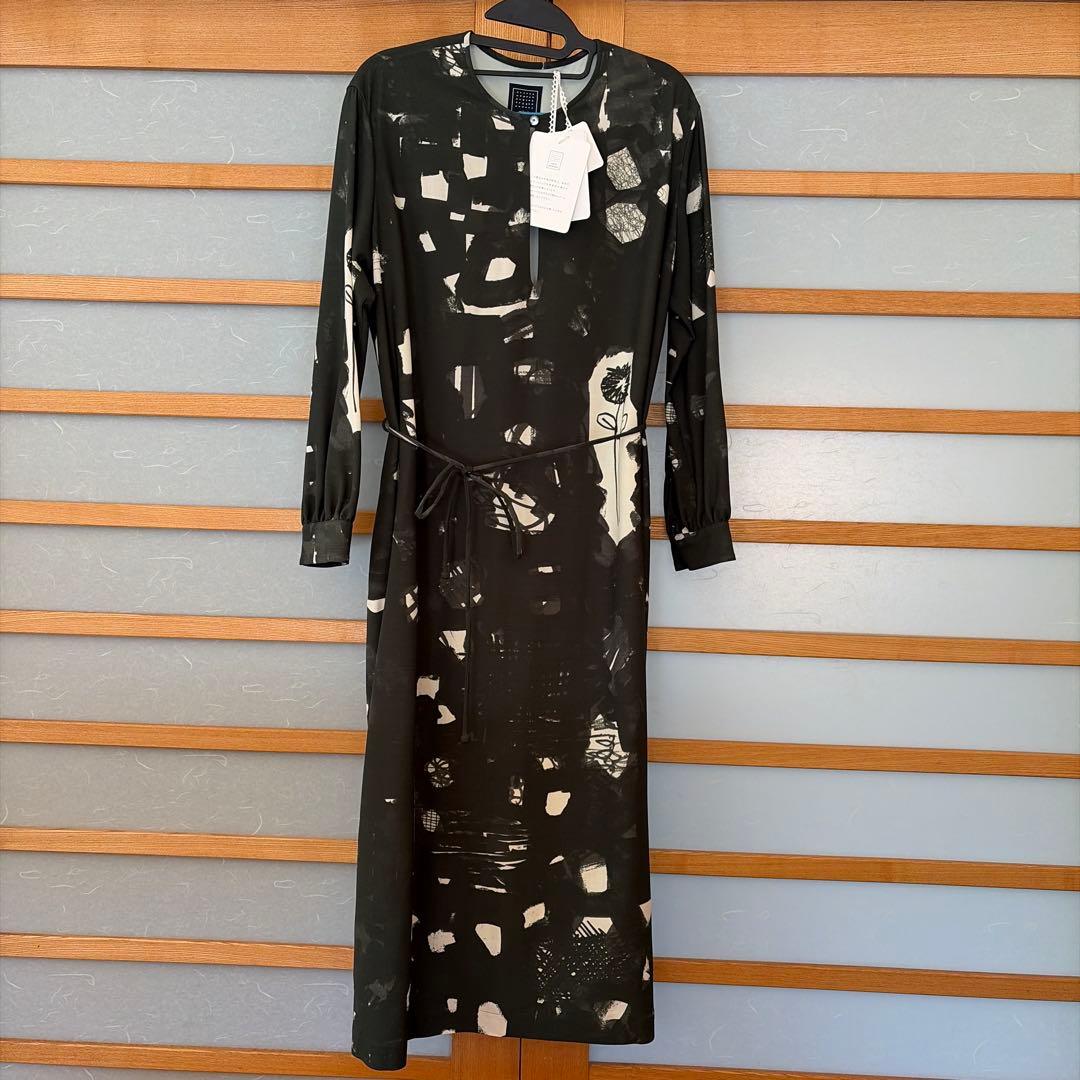 minaperthonen. ロングワンピース　38