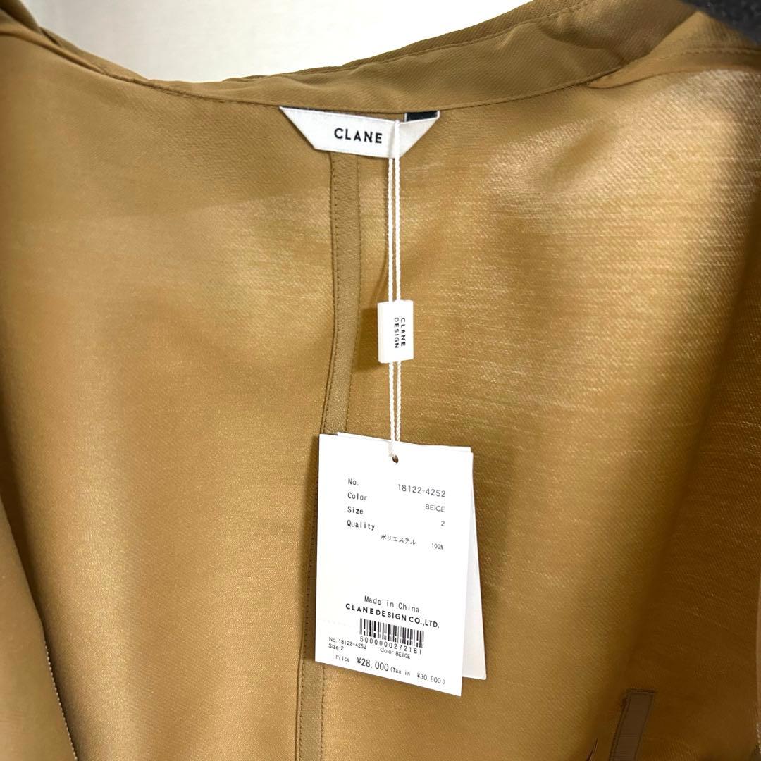 CLANE WAIST SHAPE PUFF SLEEVE TOPS サイズ2