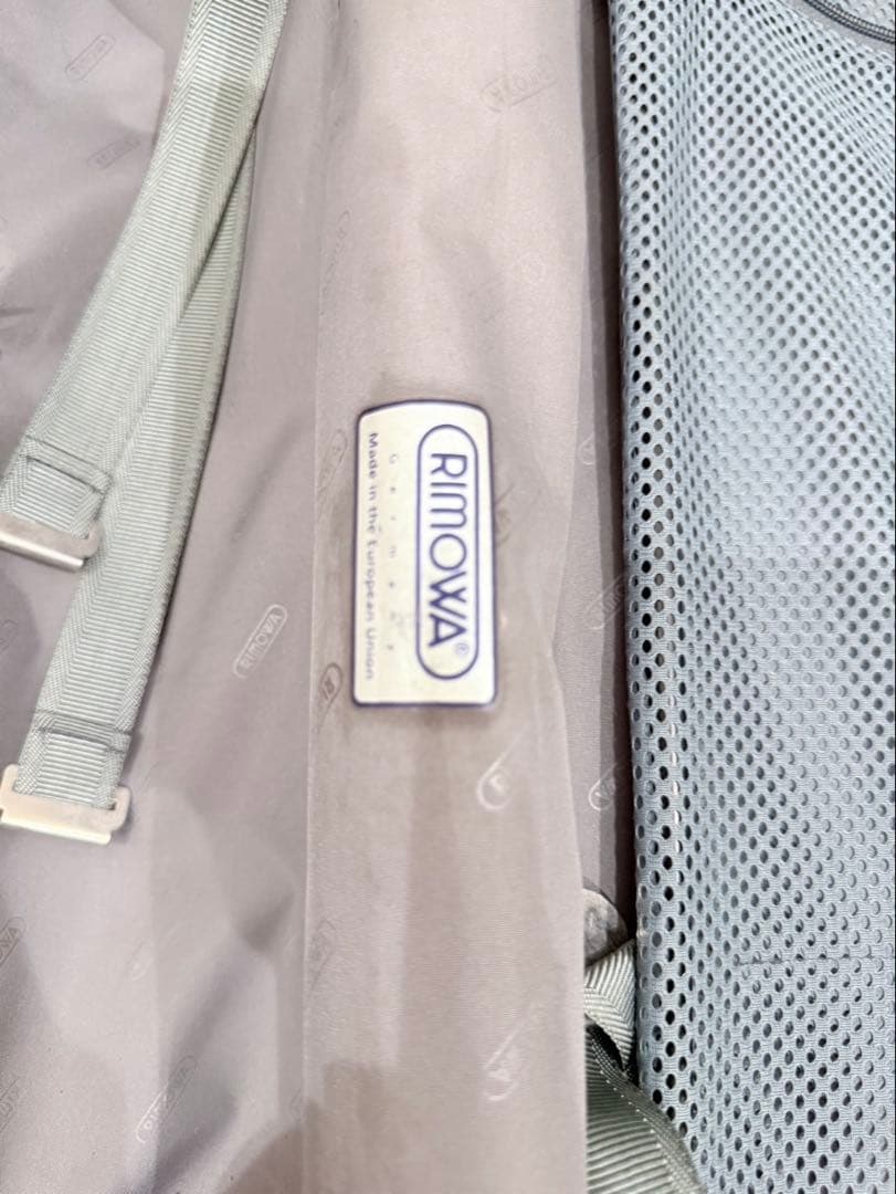 RIMOWA キャリーケース（鍵なし）