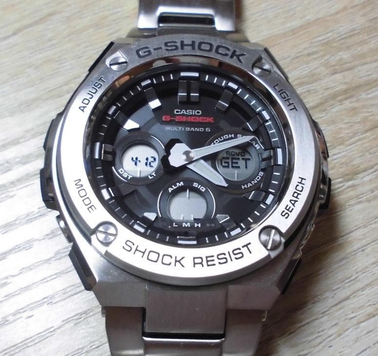 極美品！箱取説付 カシオ Gショック GST-W310D-1AJF 電波ソーラー