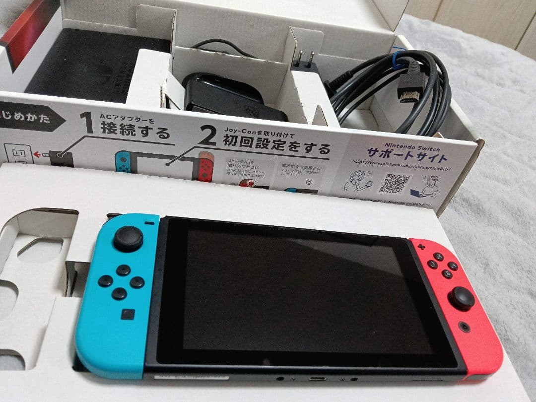 Nintendo Switch ネオンブルー/ネオンレッド 本体 [画面美品]