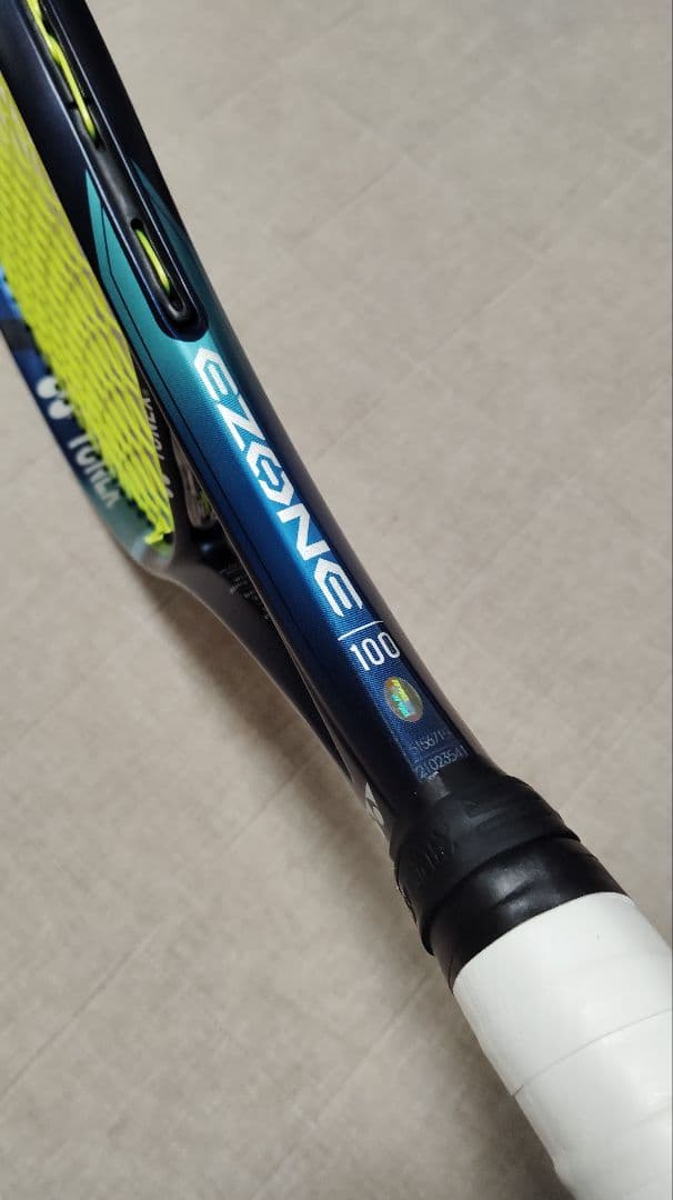 【値下げ】YONEX EZONE100 イーゾーン100 G2 2022
