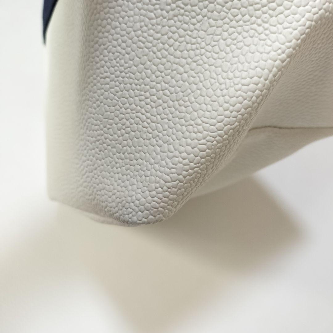 エルベシャプリエ 701GP Sサイズ　ブラン × ネイビー トートバッグ