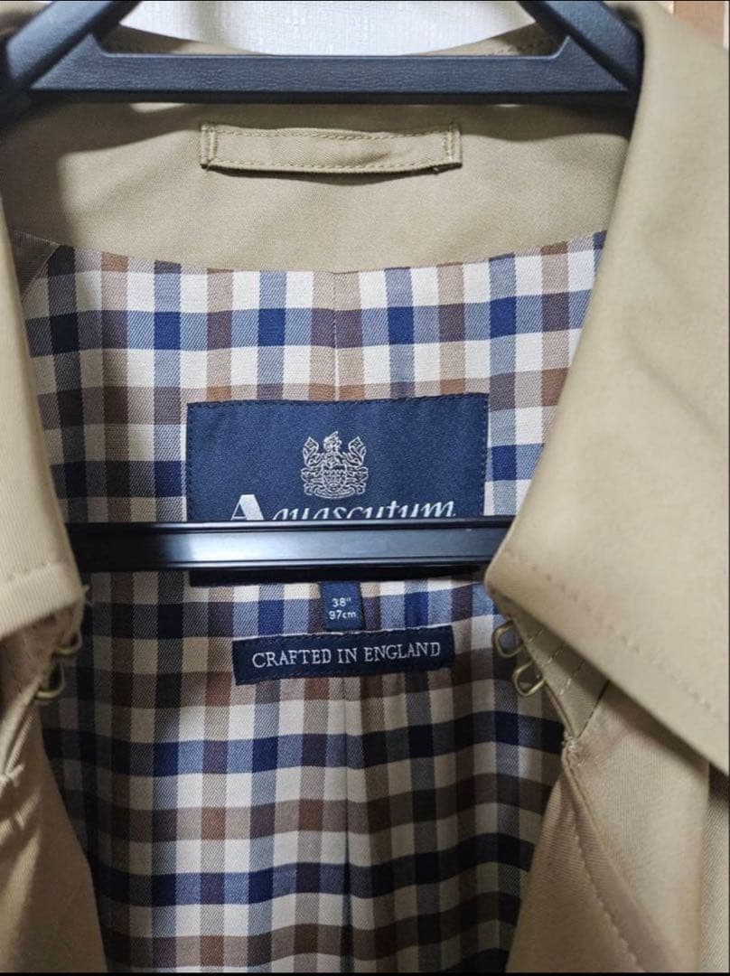 【英国製】アクアスキュータム トレンチコート ベージュ 38