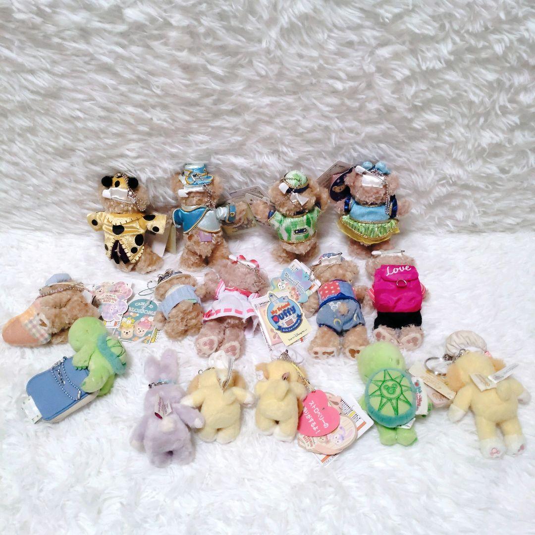 ディズニーリゾート 香港ディズニー ダッフィーフレンズ ぬいぐるみバッジ ぬいバ