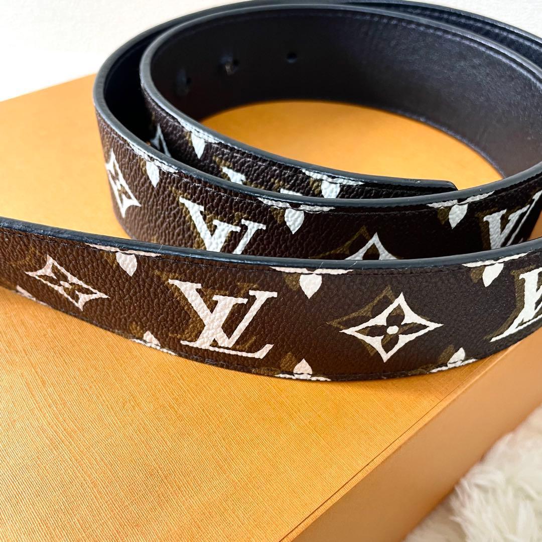 ルイヴィトン LVシェイプ　モノグラム　ベルト　メンズ　MP241 リバーシブル