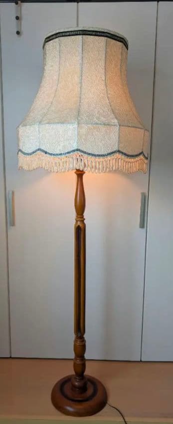 けい アンティーク フロアスタンドライト