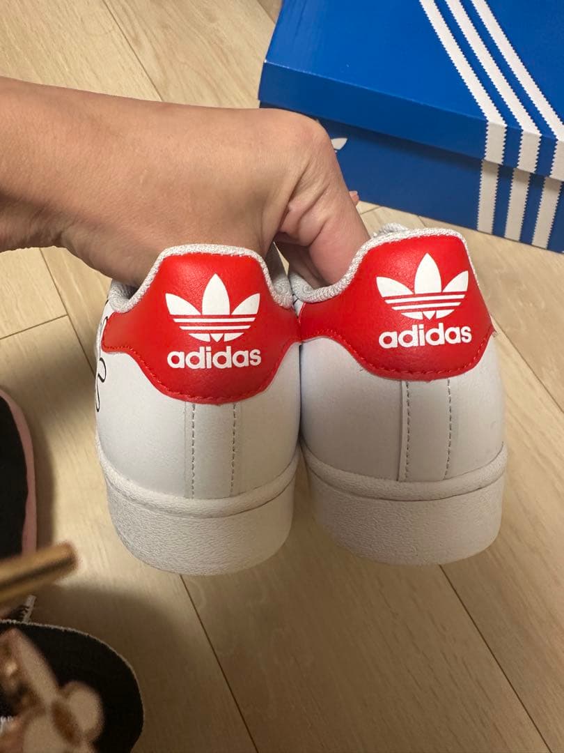 adidas Superstar ミッキーマウス 23.5cm