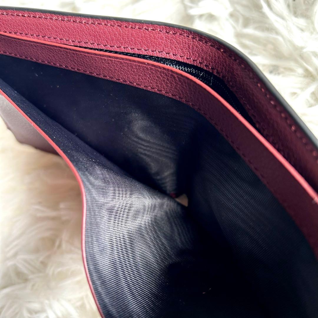 新品未使用　Cartier マストライン　2つ折り財布　ブラックXバーガンディ