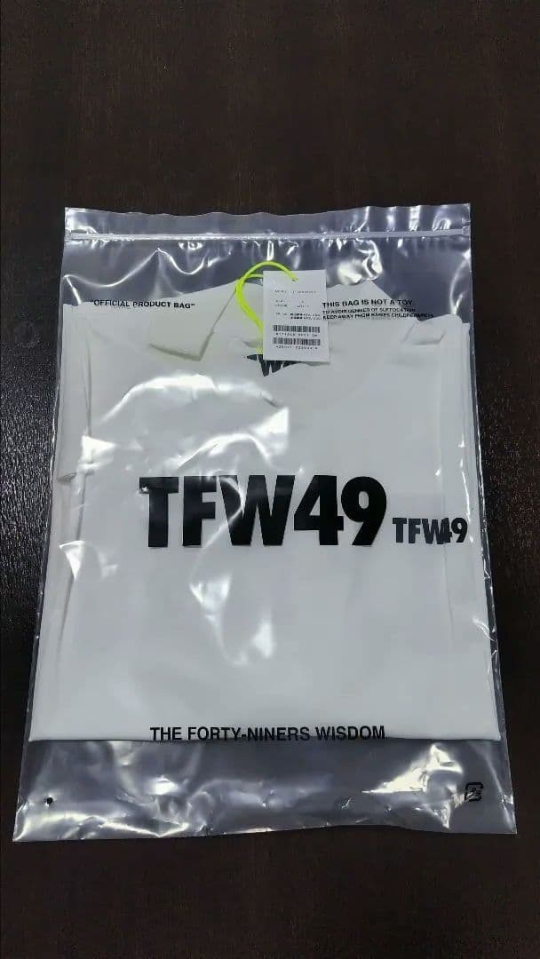 新品未使用　TFW49 ホワイトシャツ メンズウェア　モックネック