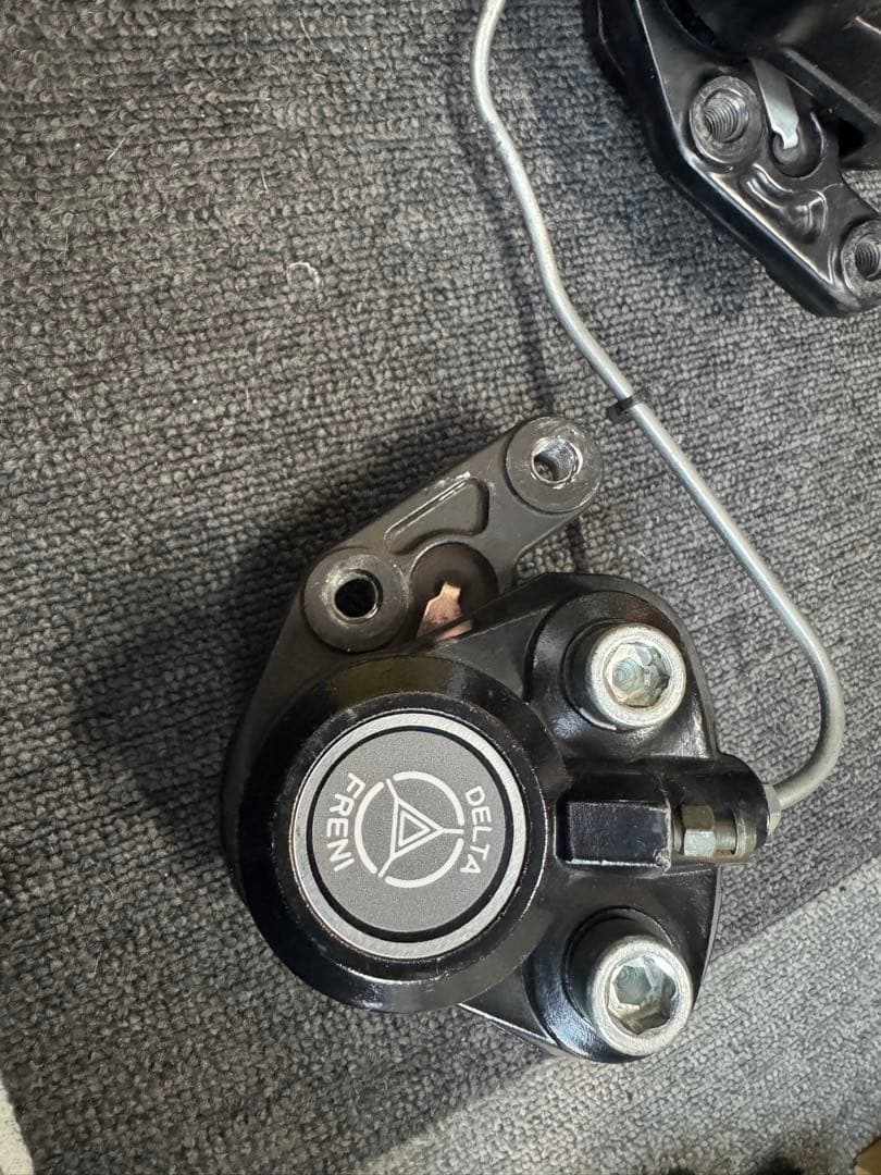 Z1 ダブルディスク　ブレーキキャリパー ブラック