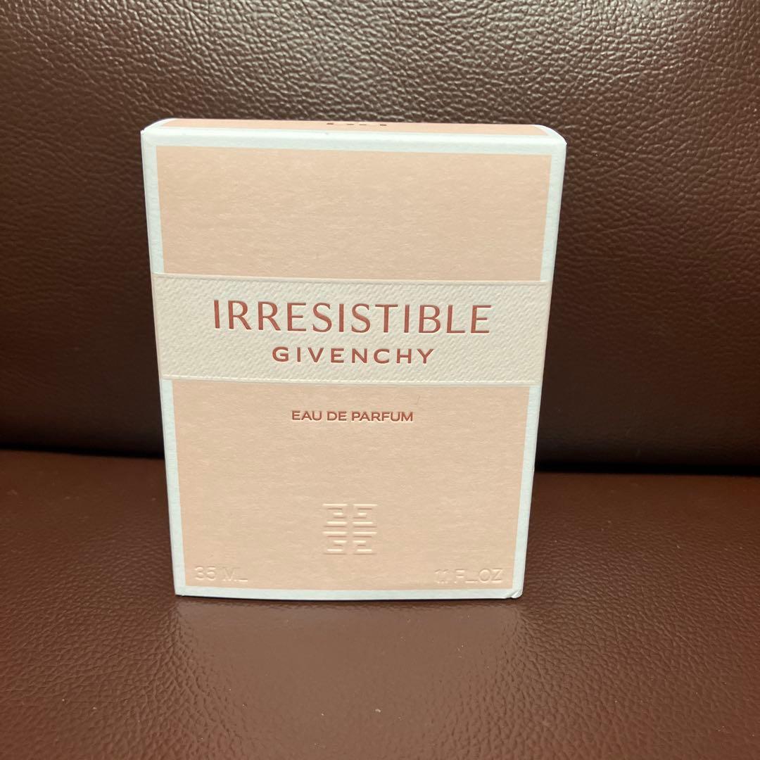 GIVENCHY ジバンシィ 香水 イレジスティブル　オーデパルファム