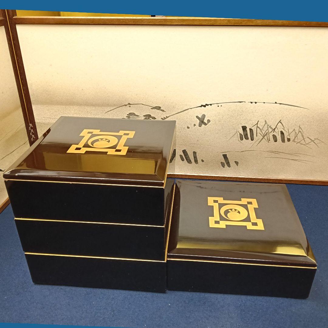 AM85 輪島塗 重箱 家紋入 四段重 替蓋付 丁子紋 おせち お正月