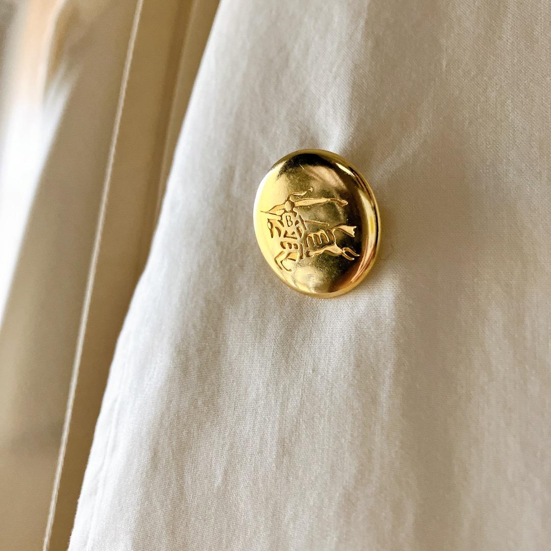 バーバリー　☘️スプリングコート　アイボリー　金ボタン　裏ビッグロゴ　ロゴ刺繍