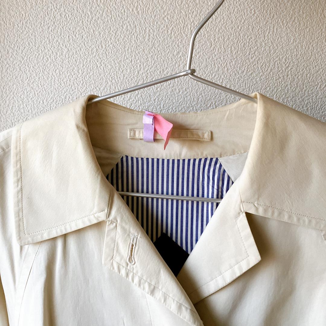 バーバリー　☘️スプリングコート　アイボリー　金ボタン　裏ビッグロゴ　ロゴ刺繍