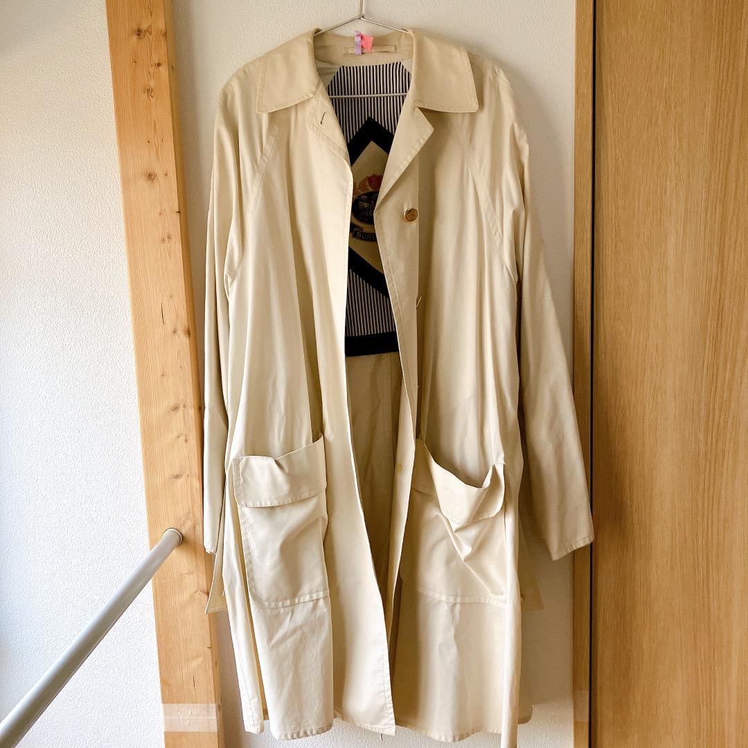 バーバリー　☘️スプリングコート　アイボリー　金ボタン　裏ビッグロゴ　ロゴ刺繍