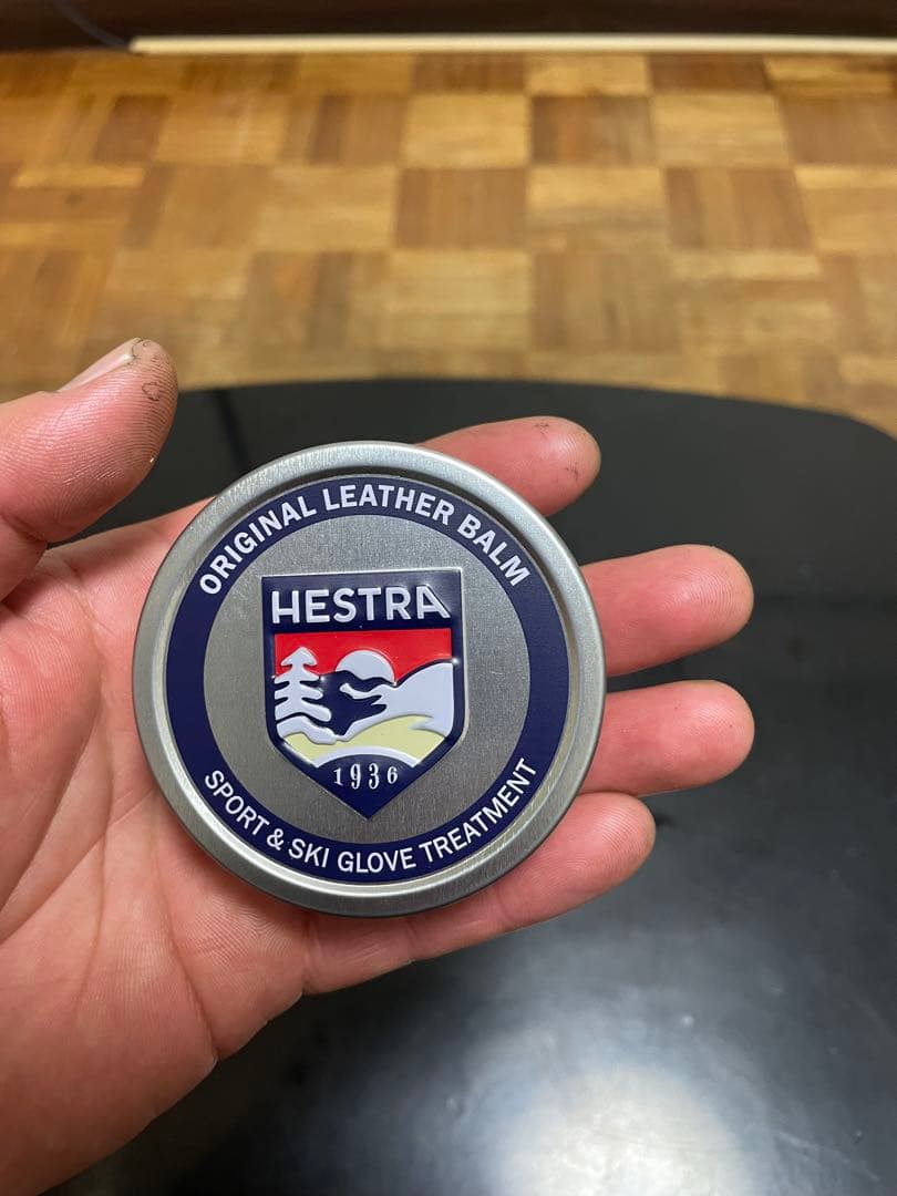 HESTRA TOPO スリーフィンガー グローブ ブラック レザーバーム付
