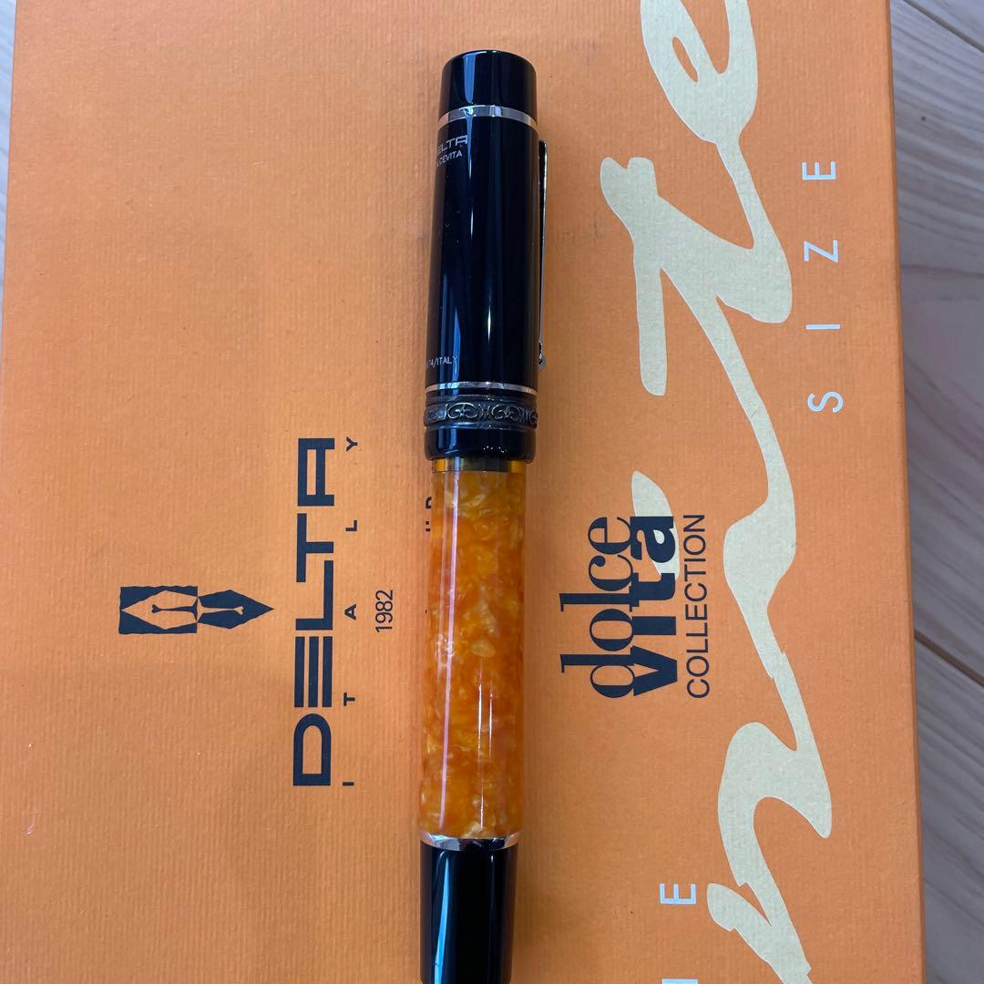 デルタ万年筆　ドルチェビータピストンフィリング