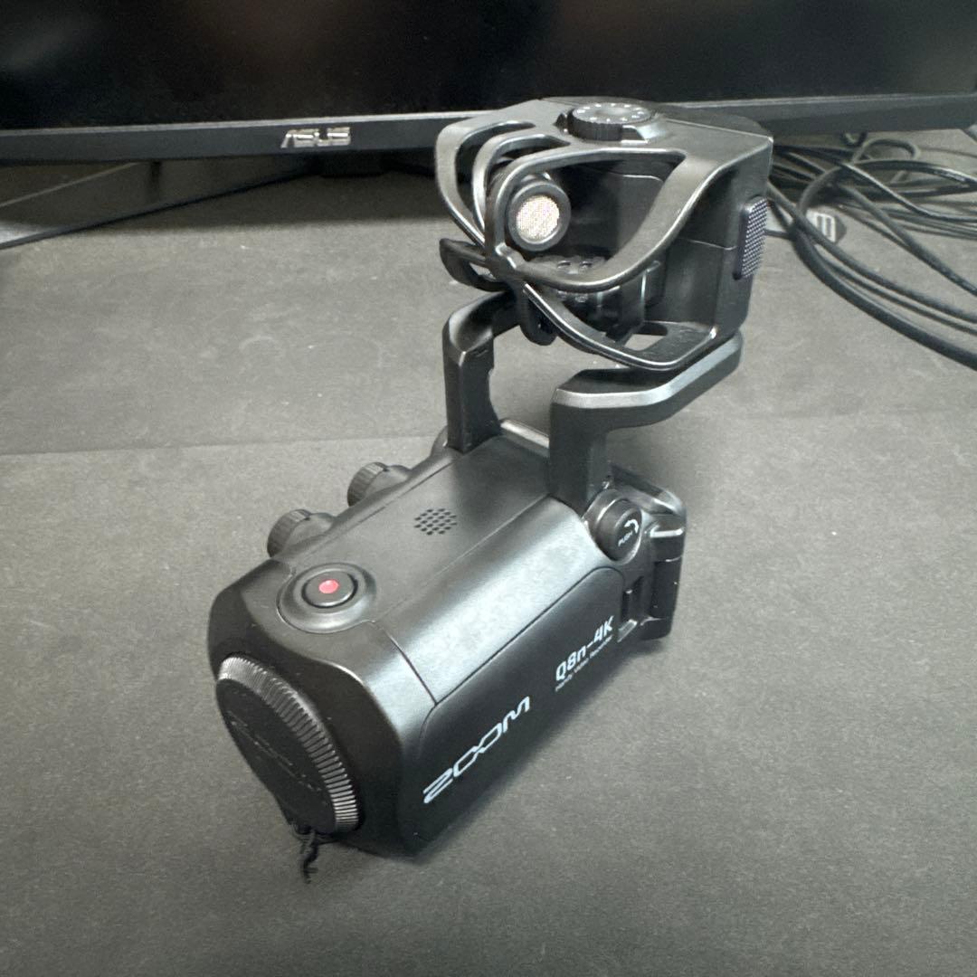 ハンディビデオレコーダー(カメラ) / Zoom / Q8n-4K