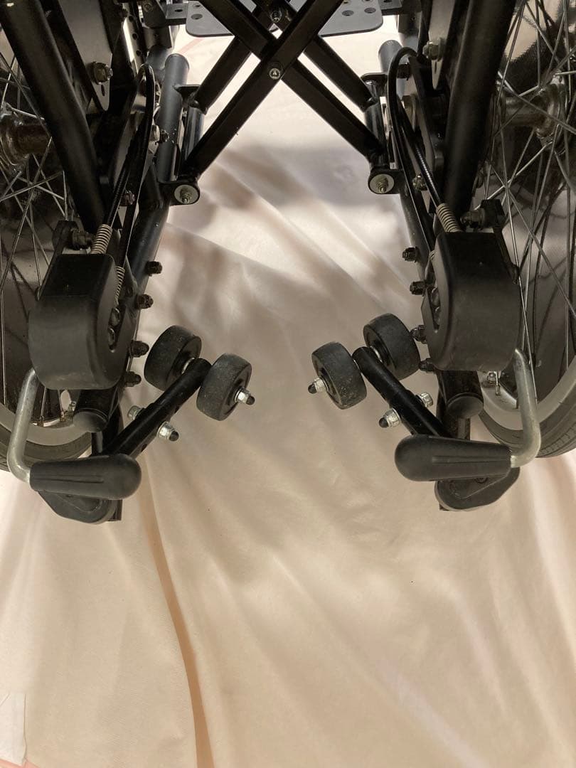 ミキ　フォース　子供用車椅子　22インチ