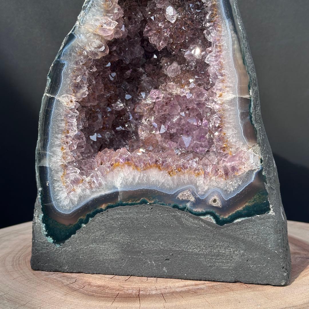 天然石 タイチンルチルクォーツ共生アメジストのドーム　置物共生G.82