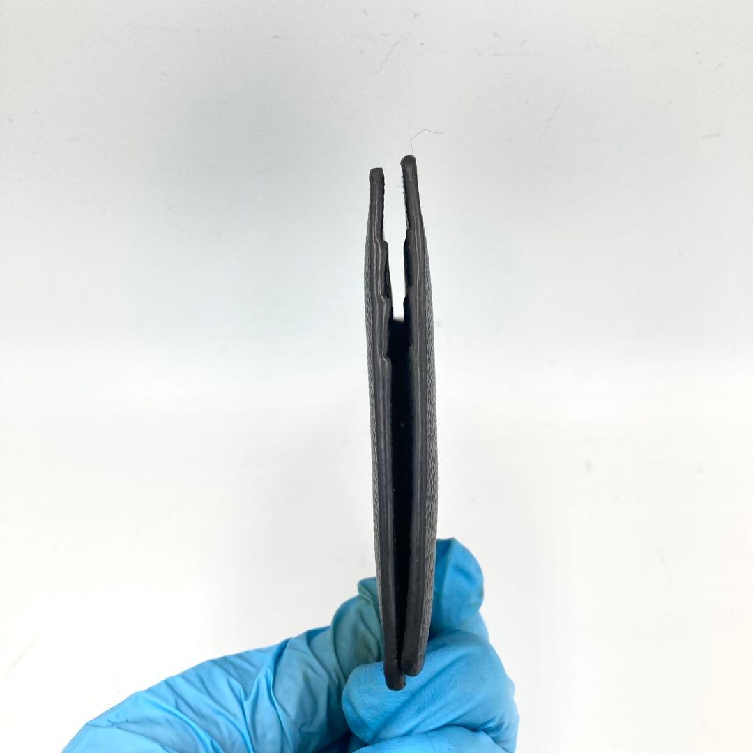 サンローランパリ 二つ折り マネークリップ キャビアスキン ブラック