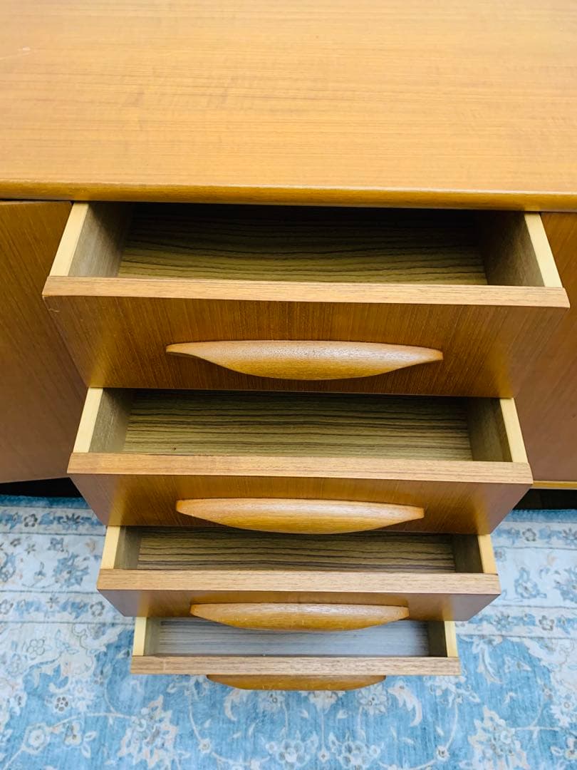 W180cm◆画像加工なし◆存在感 ビンテージ ミッドセンチュリー サイドボード