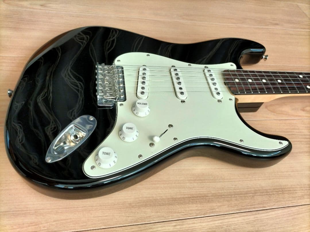 ギター fender MIJ Made in Japan Traditional 60s