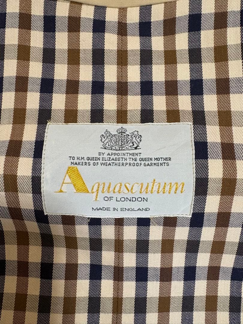 値下げしました‼️アクアスキュータム・トレンチコート(ビンテージ)