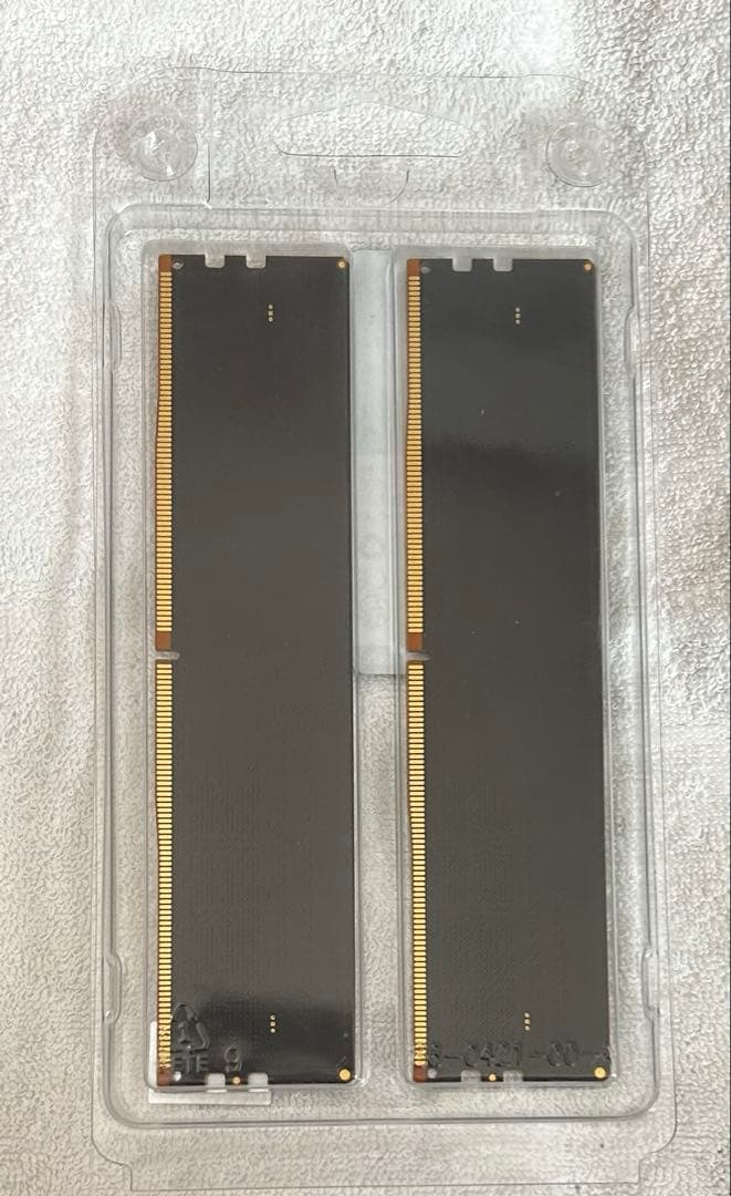 【中古品】Crucial 32GB DDR5-5600 Kit