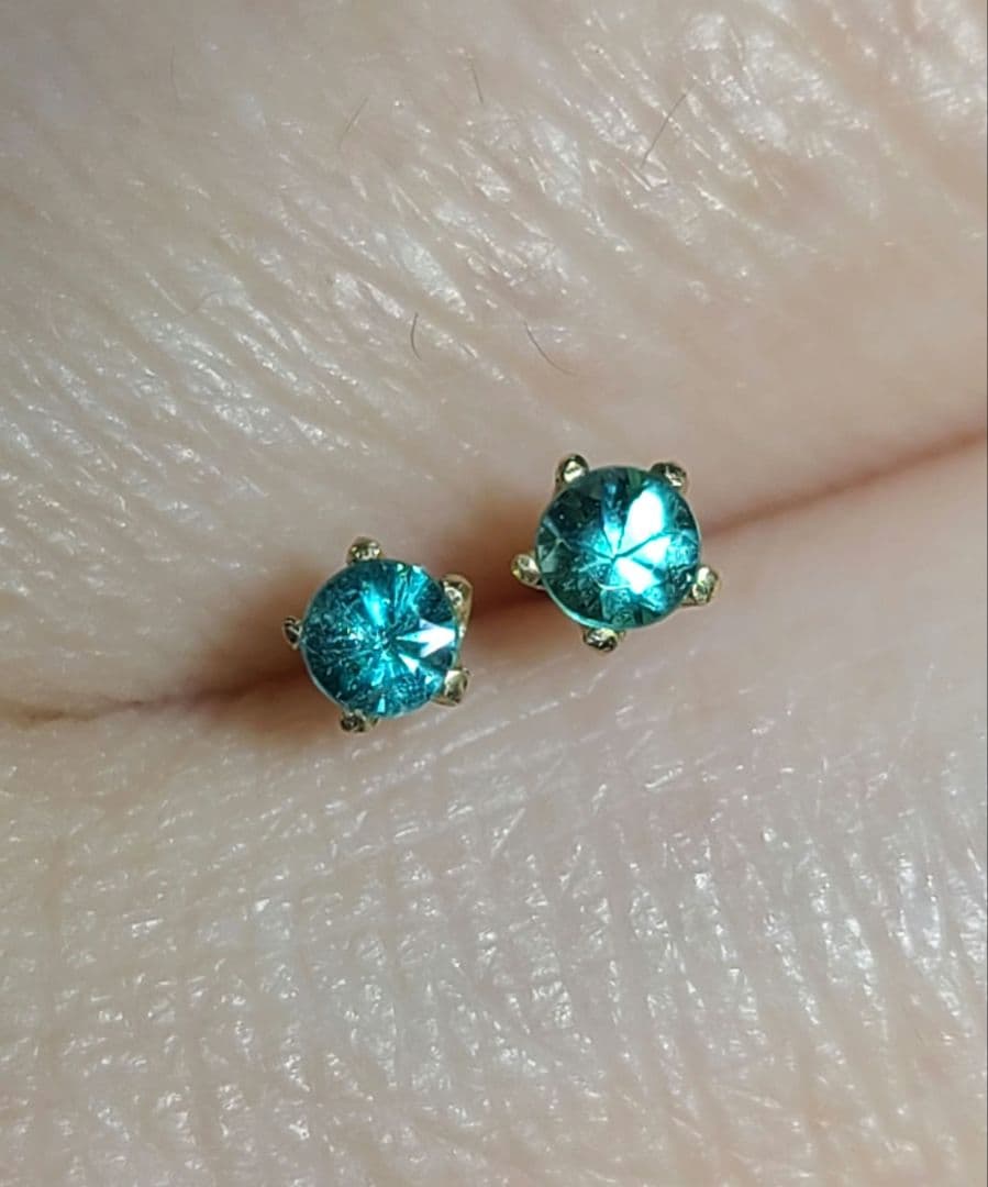 ふじ★ブラジルバターリャパライバトルマリン★ピアスオーダー